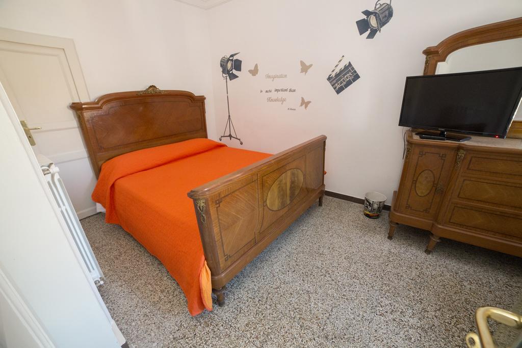 Casa Alcalà Deluxe Catânia Quarto foto